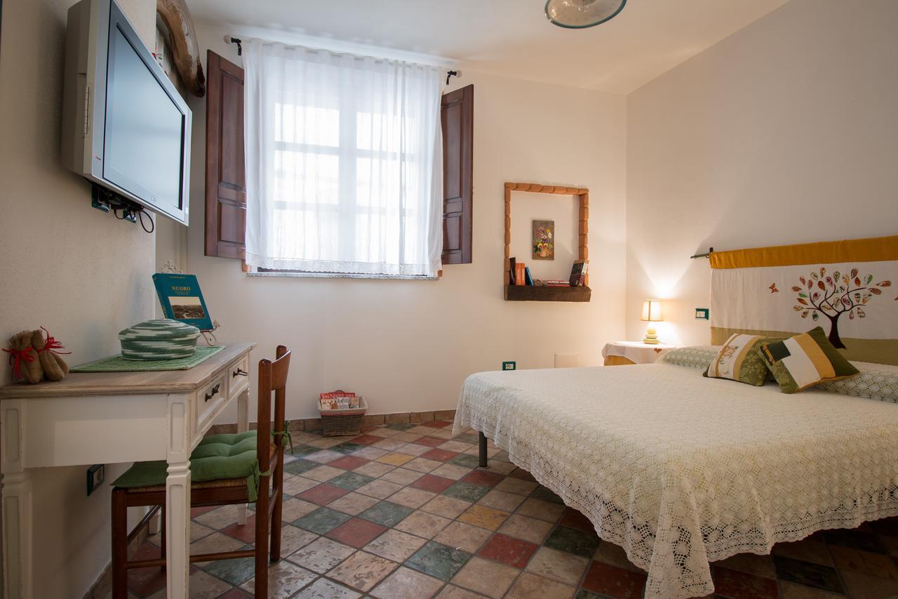 Erbas Bed And Breakfast Nuoro  Exterior photo